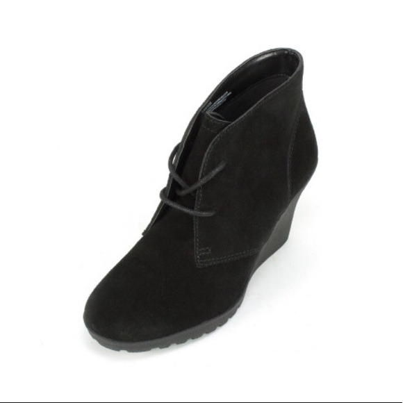 White Mountain Icon Booties! 🔥 - Picture 3 of 5